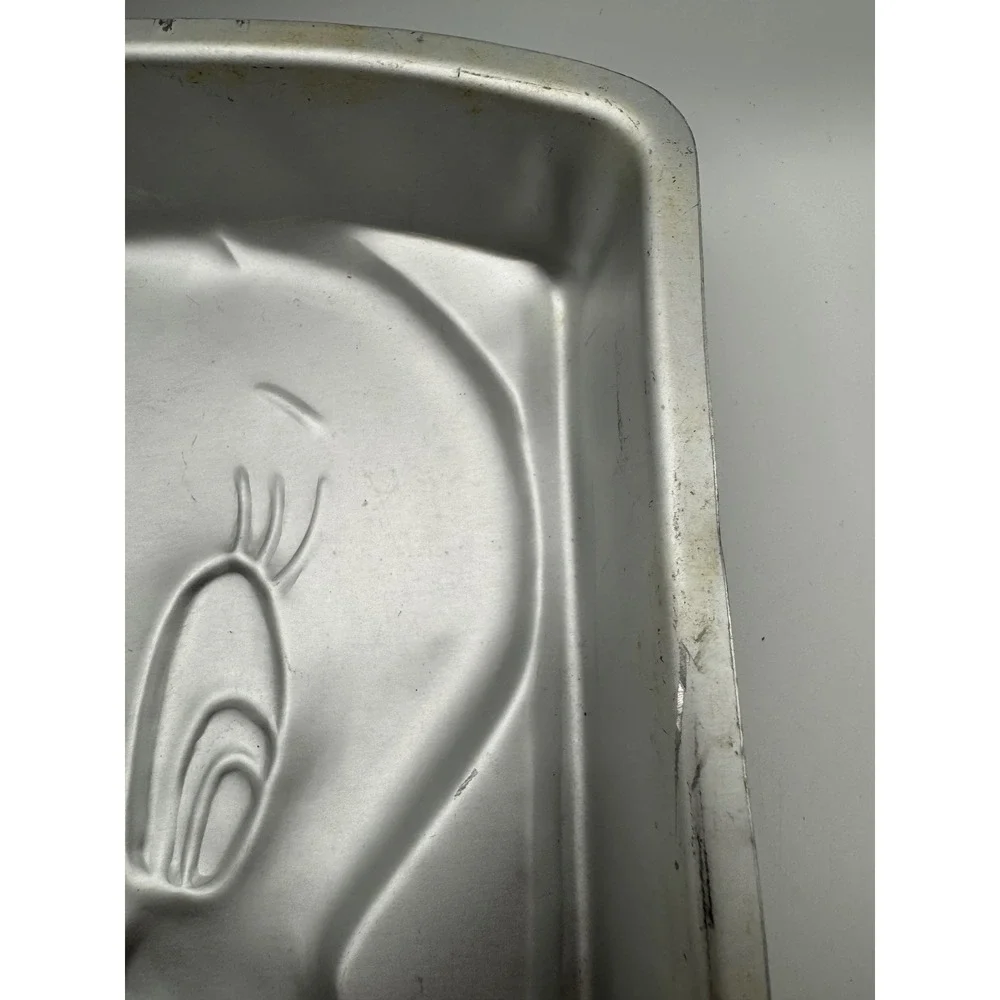 Vintage 1978 Tweety Bird Cake‎ Pan Warner Bros Aluminum Baking Mold